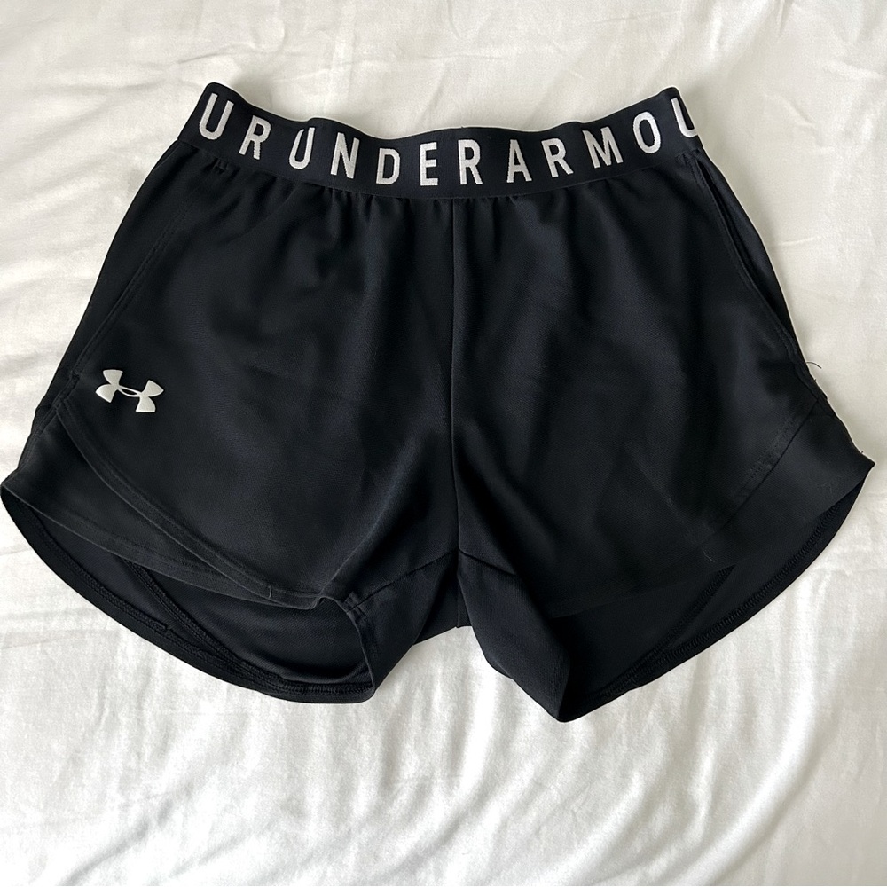 Black Under Armour shorts, XS